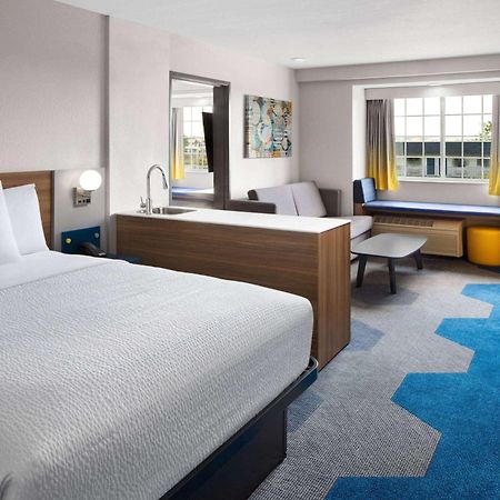 Microtel Inn & Suites By Wyndham Rapid City Buitenkant foto