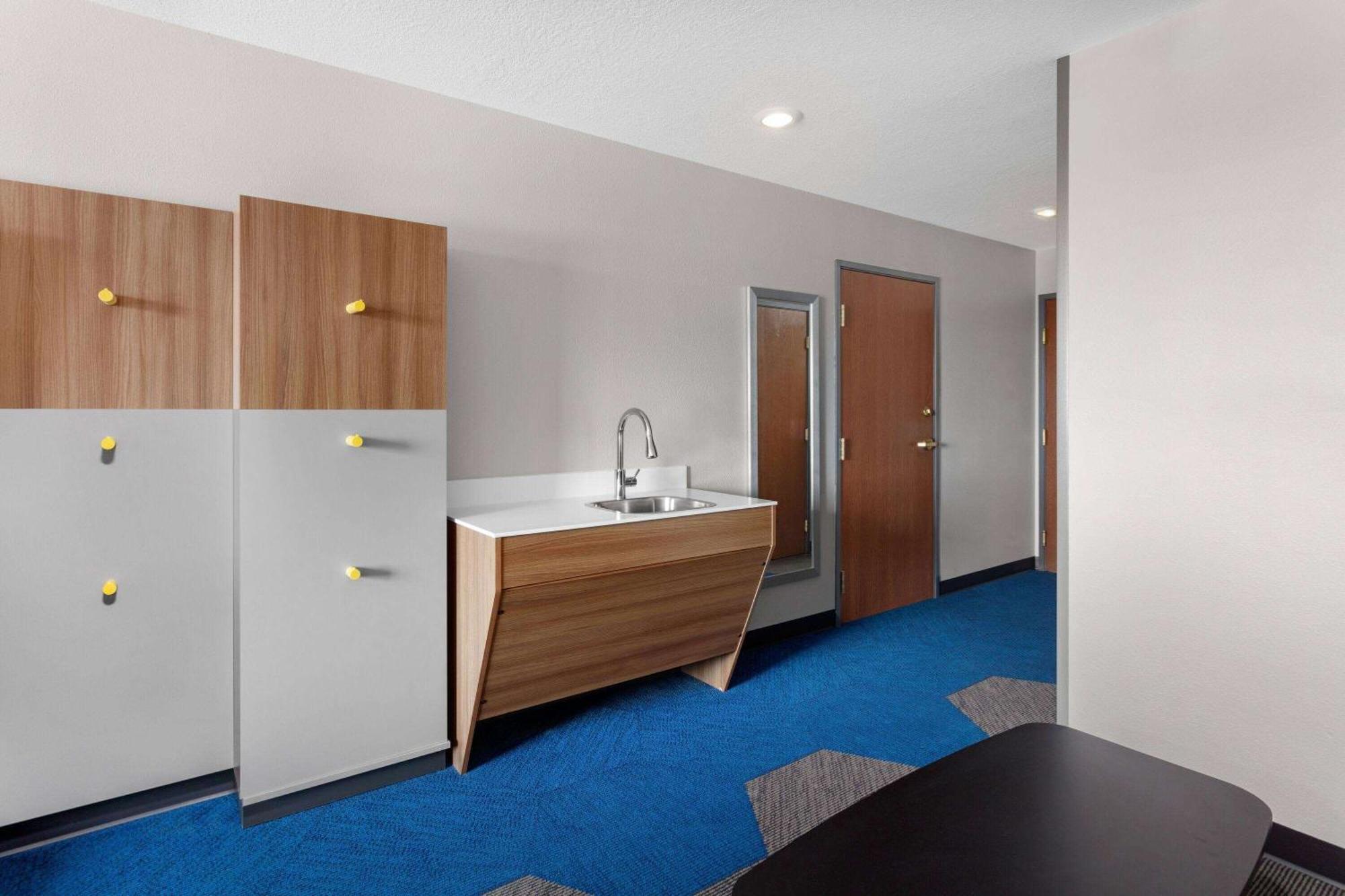 Microtel Inn & Suites By Wyndham Rapid City Buitenkant foto