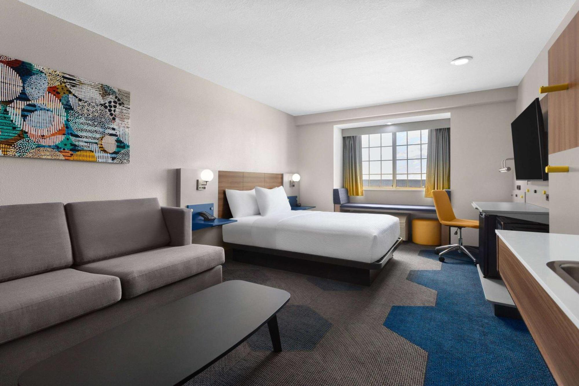 Microtel Inn & Suites By Wyndham Rapid City Buitenkant foto