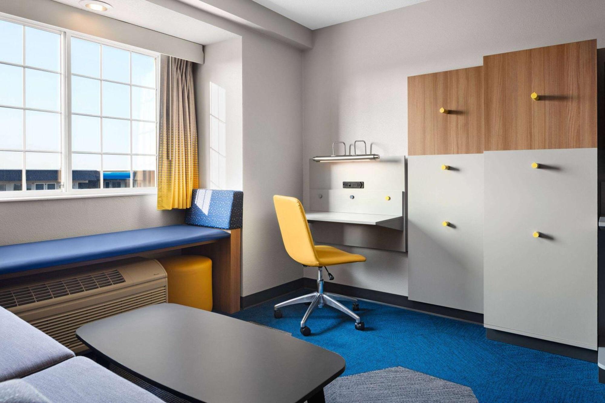 Microtel Inn & Suites By Wyndham Rapid City Buitenkant foto