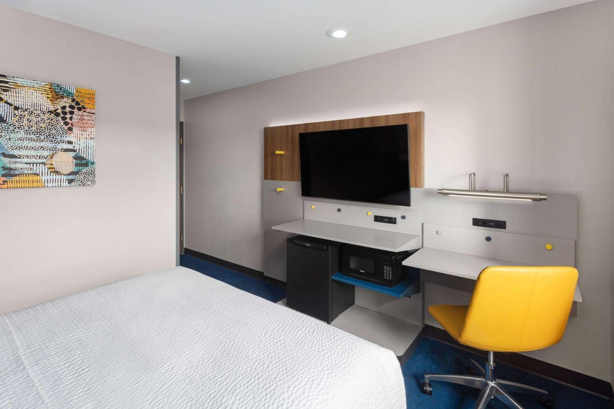 Microtel Inn & Suites By Wyndham Rapid City Buitenkant foto