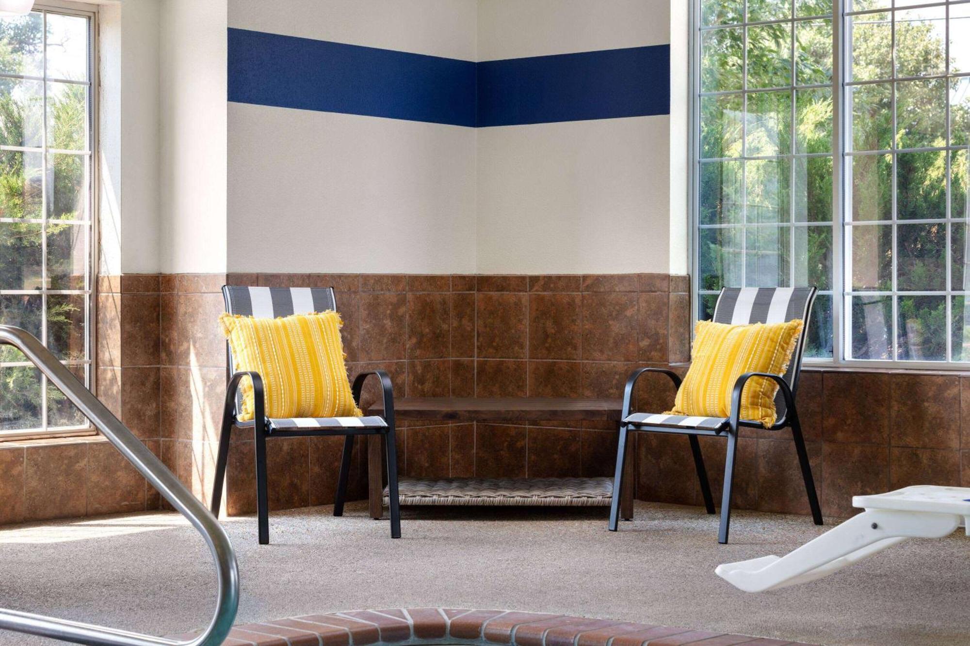 Microtel Inn & Suites By Wyndham Rapid City Buitenkant foto